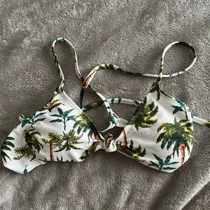 NWOT tropical bikini top medium